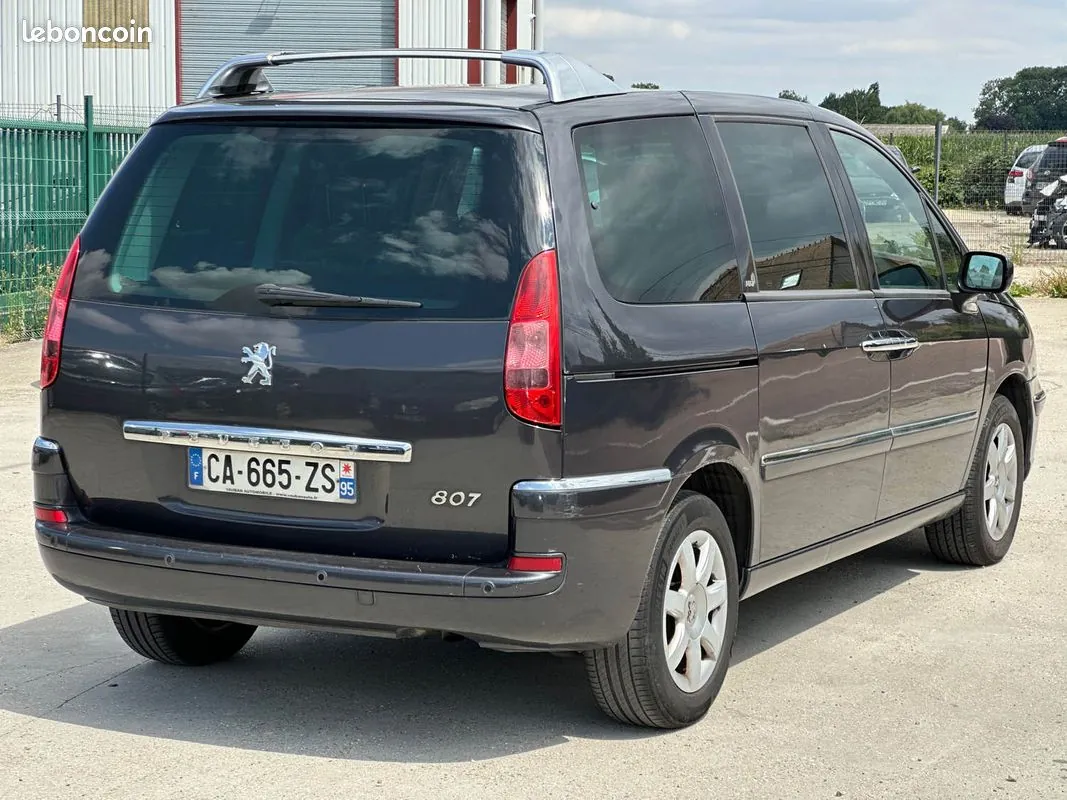 Peugeot 807 2008 photo 4