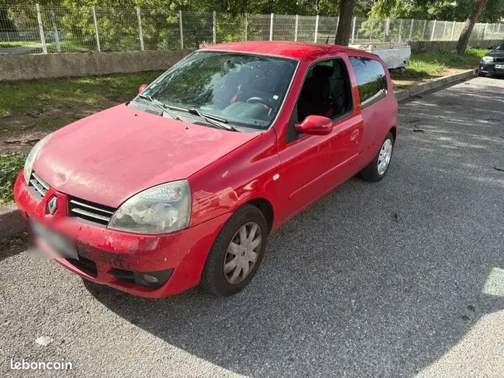 Renault Clio 2007 photo 3
