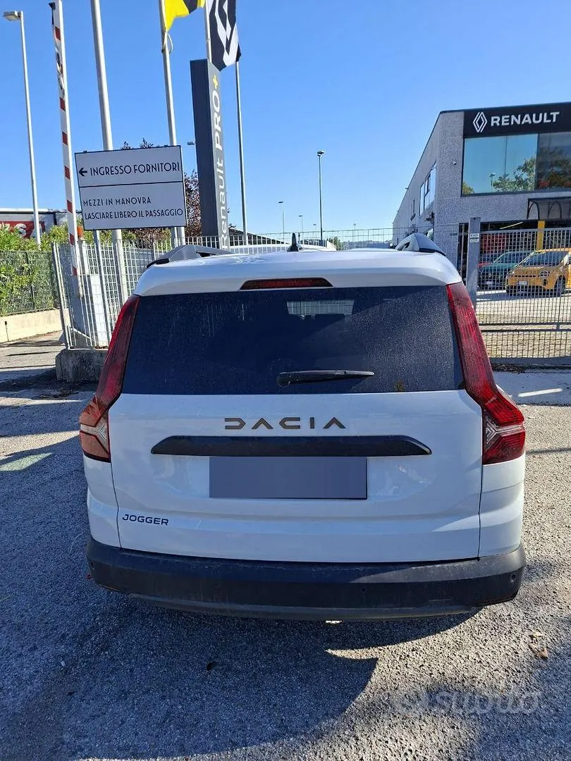 Dacia Jogger 2025 photo 2