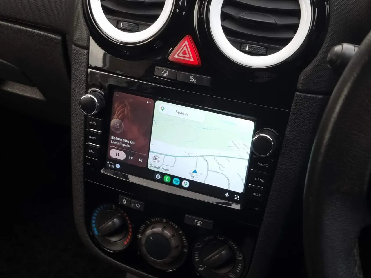 Vauxhall Corsa 2013 photo 4