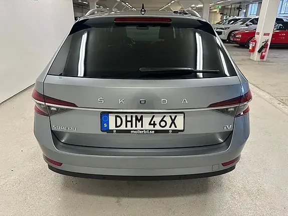 Skoda Superb 2021 photo 4