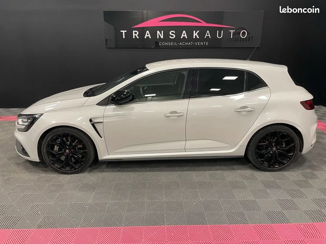Renault Megane 2018 photo 3