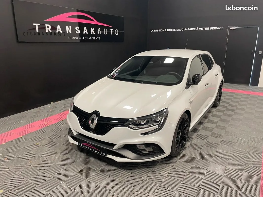 Renault Megane 2018 photo 2