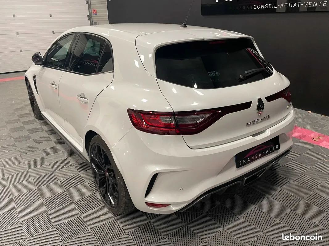 Renault Megane 2018 photo 4