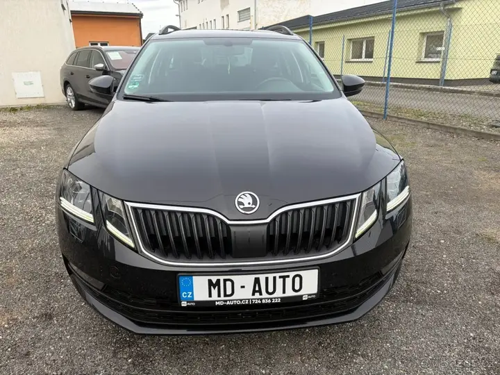 Skoda Octavia 2018 photo 5