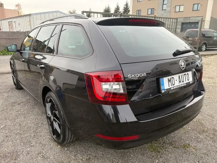 Skoda Octavia 2018 photo 2