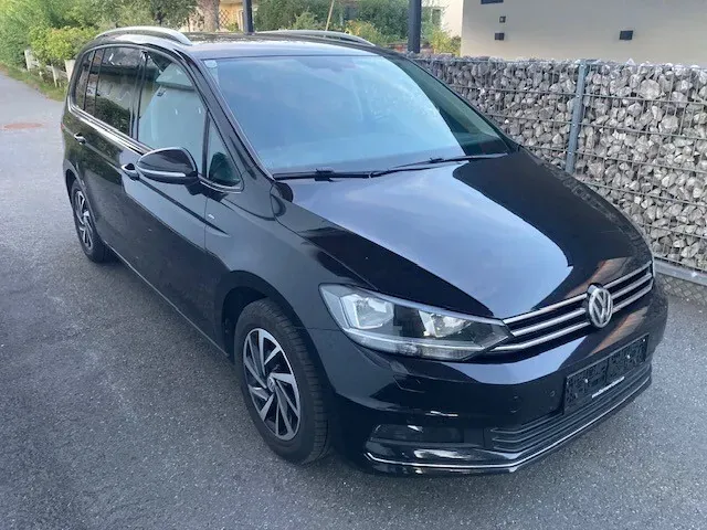 Volkswagen Touran 2019 photo 3