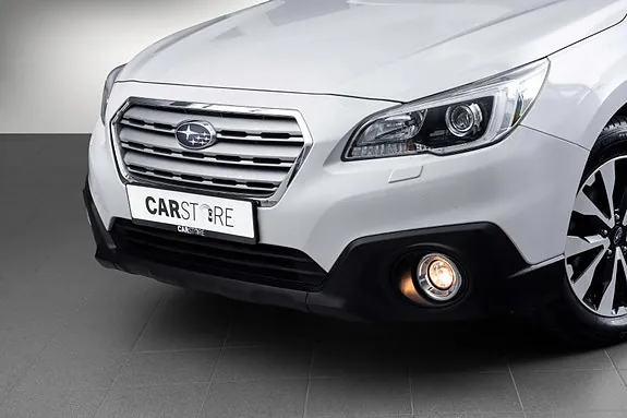 Subaru Outback 2017 photo 2