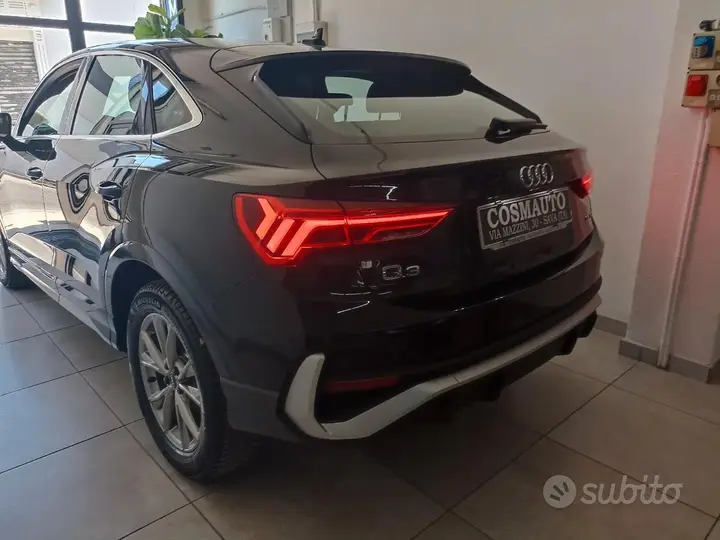 Audi Q3 2021 photo 2