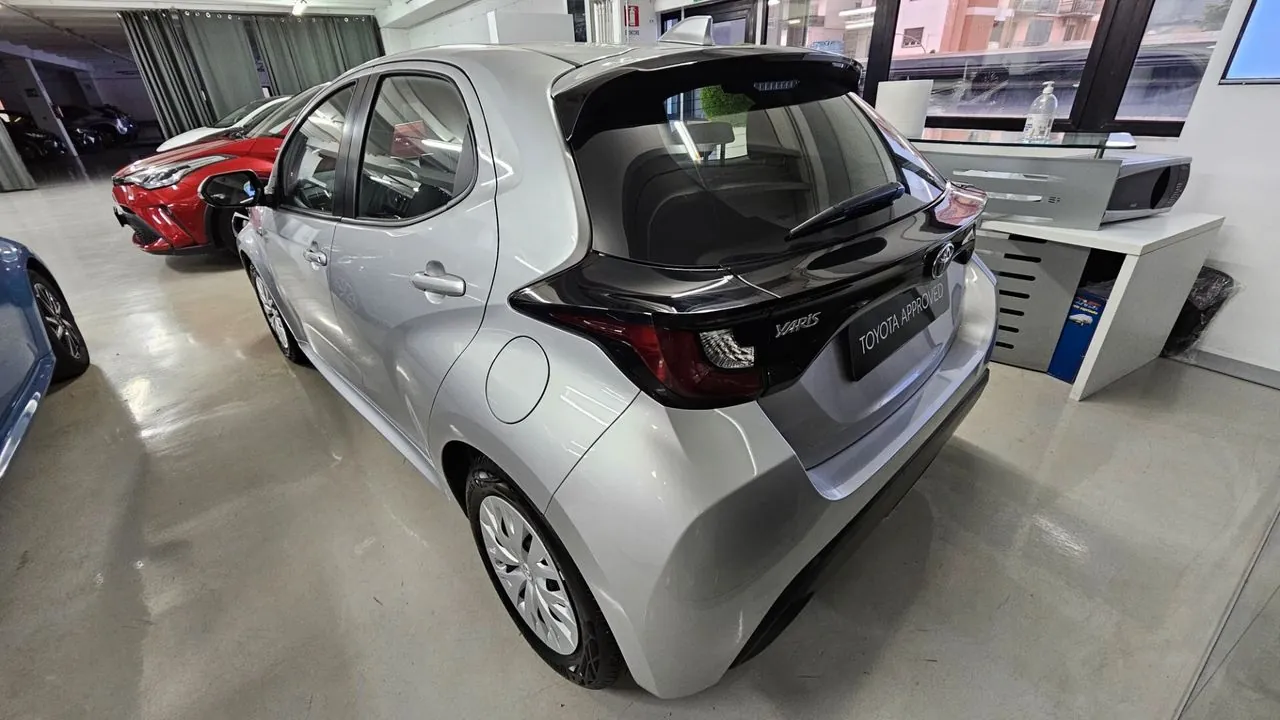 Toyota Yaris 2020 photo 5