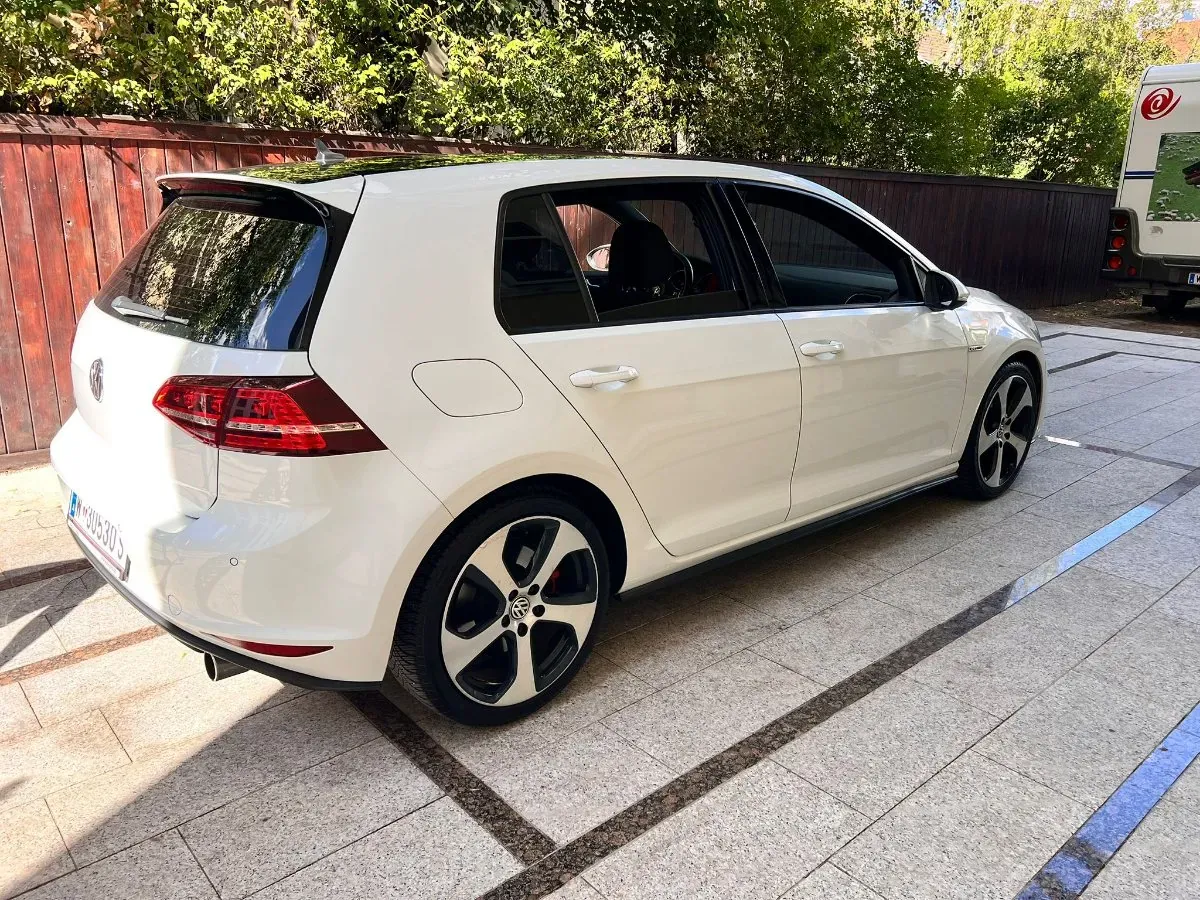Volkswagen Golf Gti 2013 photo 3