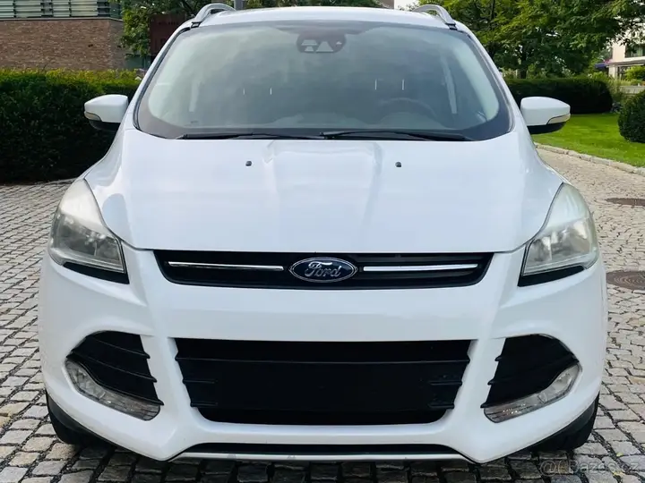Ford Kuga 2024 photo 3
