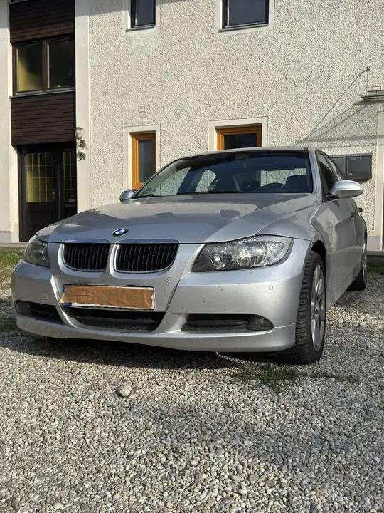 BMW 320I