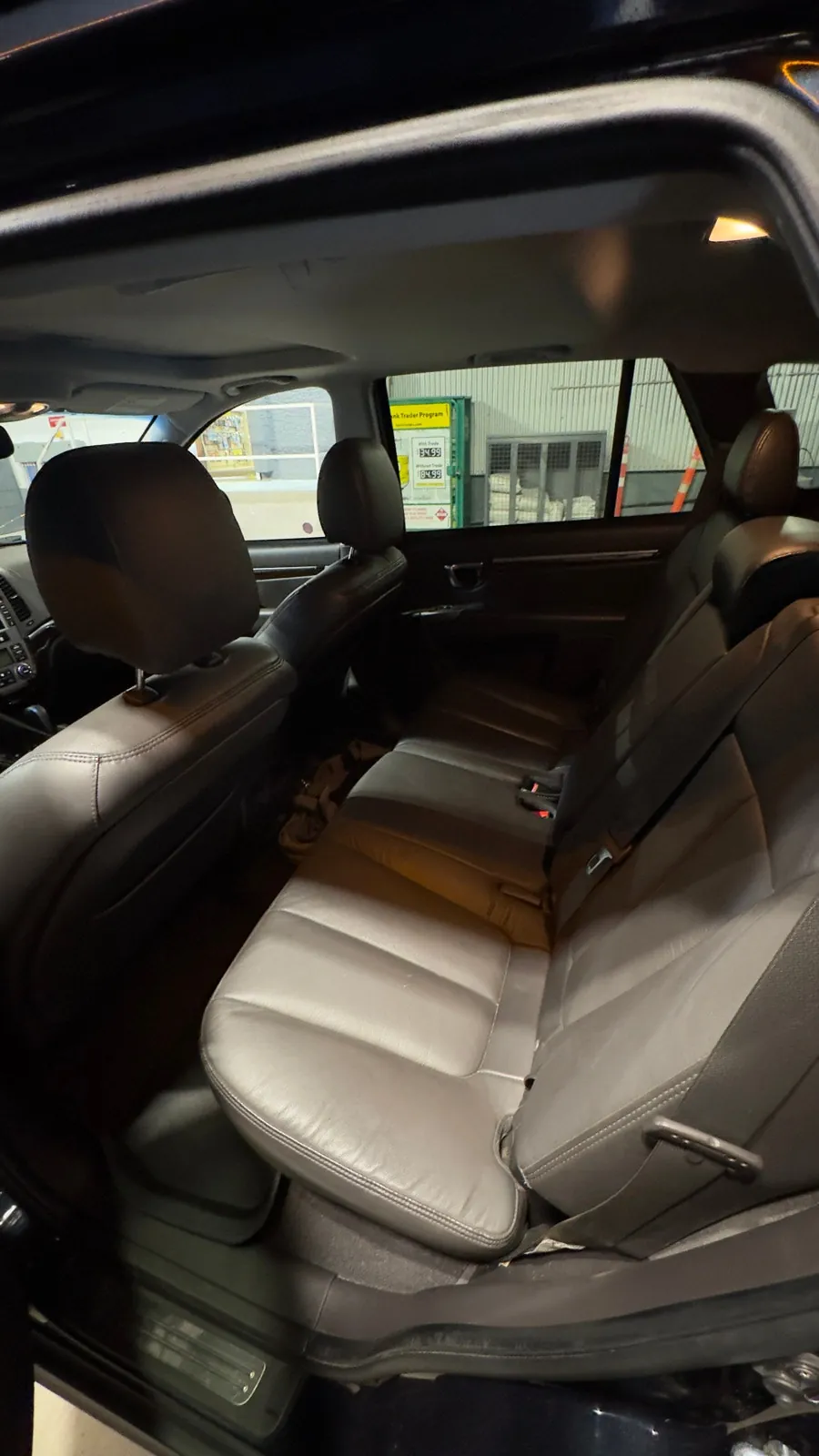 Hyundai Santa Fe 2010 photo 4