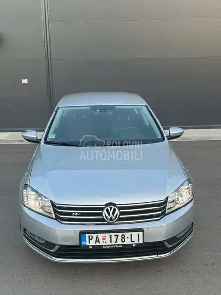 Volkswagen Passat 2013 photo 2