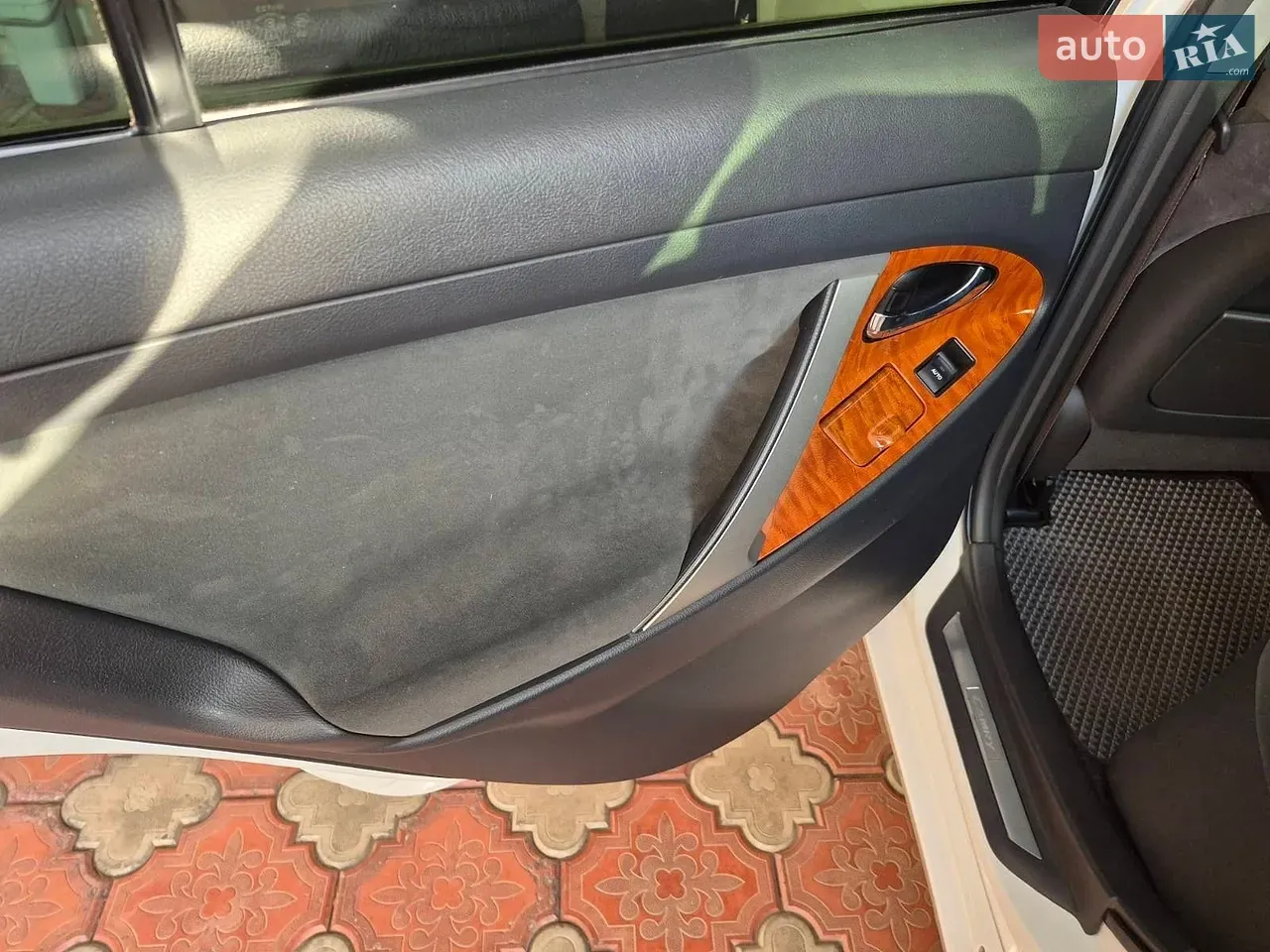 Toyota Camry 2010 photo 2