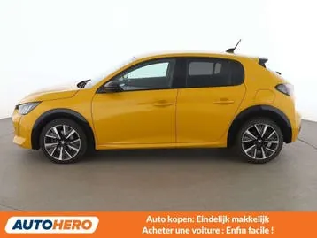 Peugeot 208 2021 photo 3