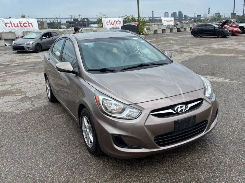 Hyundai Accent 2012 photo 3