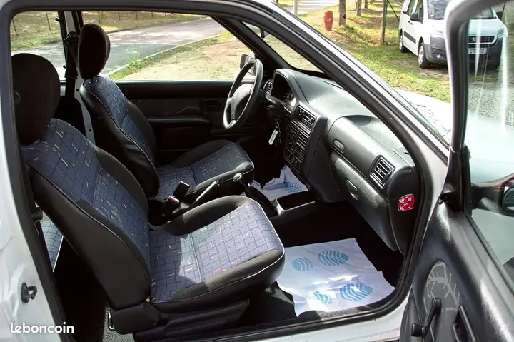 Peugeot 106 2003 photo 3