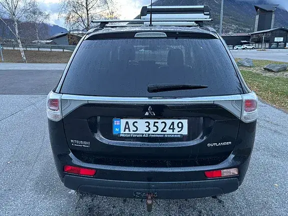 Mitsubishi Outlander 2013 photo 4