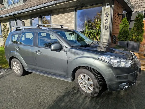 Citroen C-Crosser 2008 photo 2