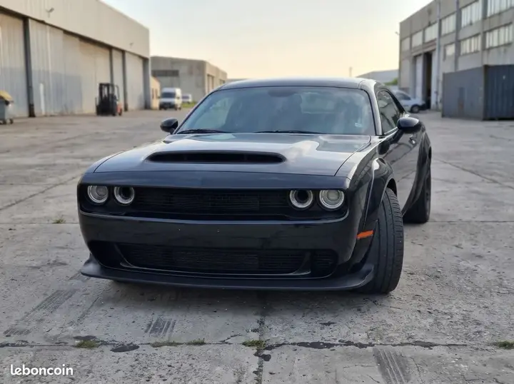 Dodge Challenger