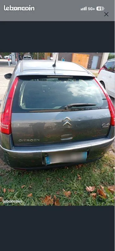 Citroen C4 2010 photo 3