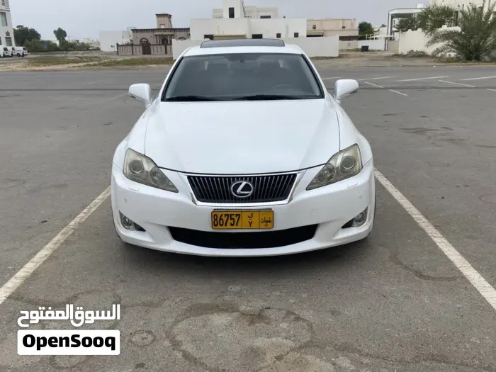 Lexus Is 2010 photo 3