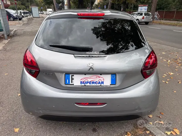 Peugeot 208 2019 photo 5