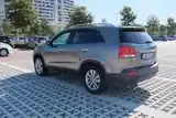 Kia Sorento 2012 photo 4