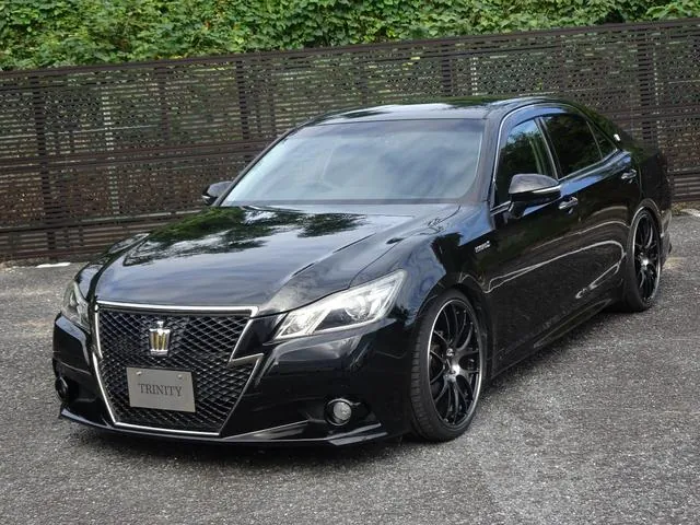 Toyota Crown Athlete Hybrid 2015 photo 3