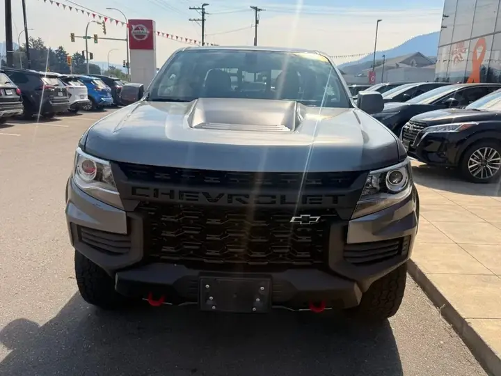 Chevrolet Colorado 2022 photo 2