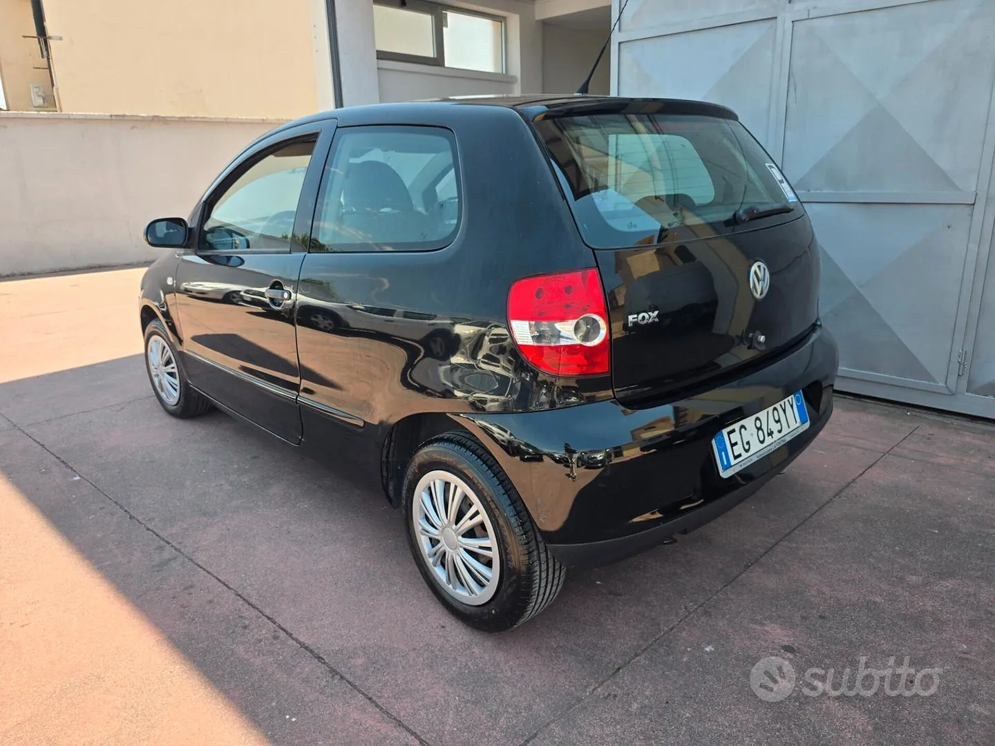Volkswagen Fox 2011 photo 3