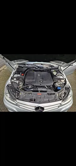 Mercedes-Benz C180 D 2012 photo 2
