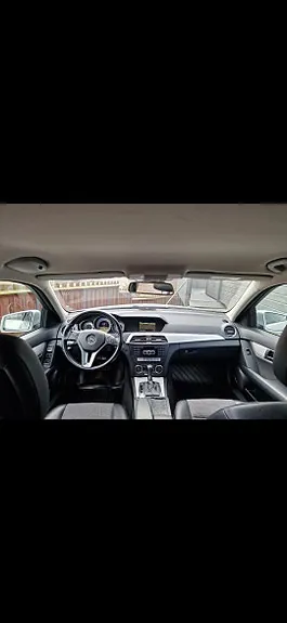Mercedes-Benz C180 D