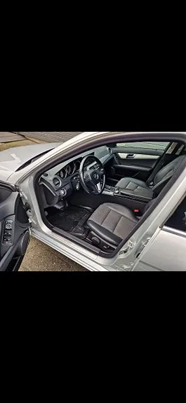 Mercedes-Benz C180 D 2012 photo 3