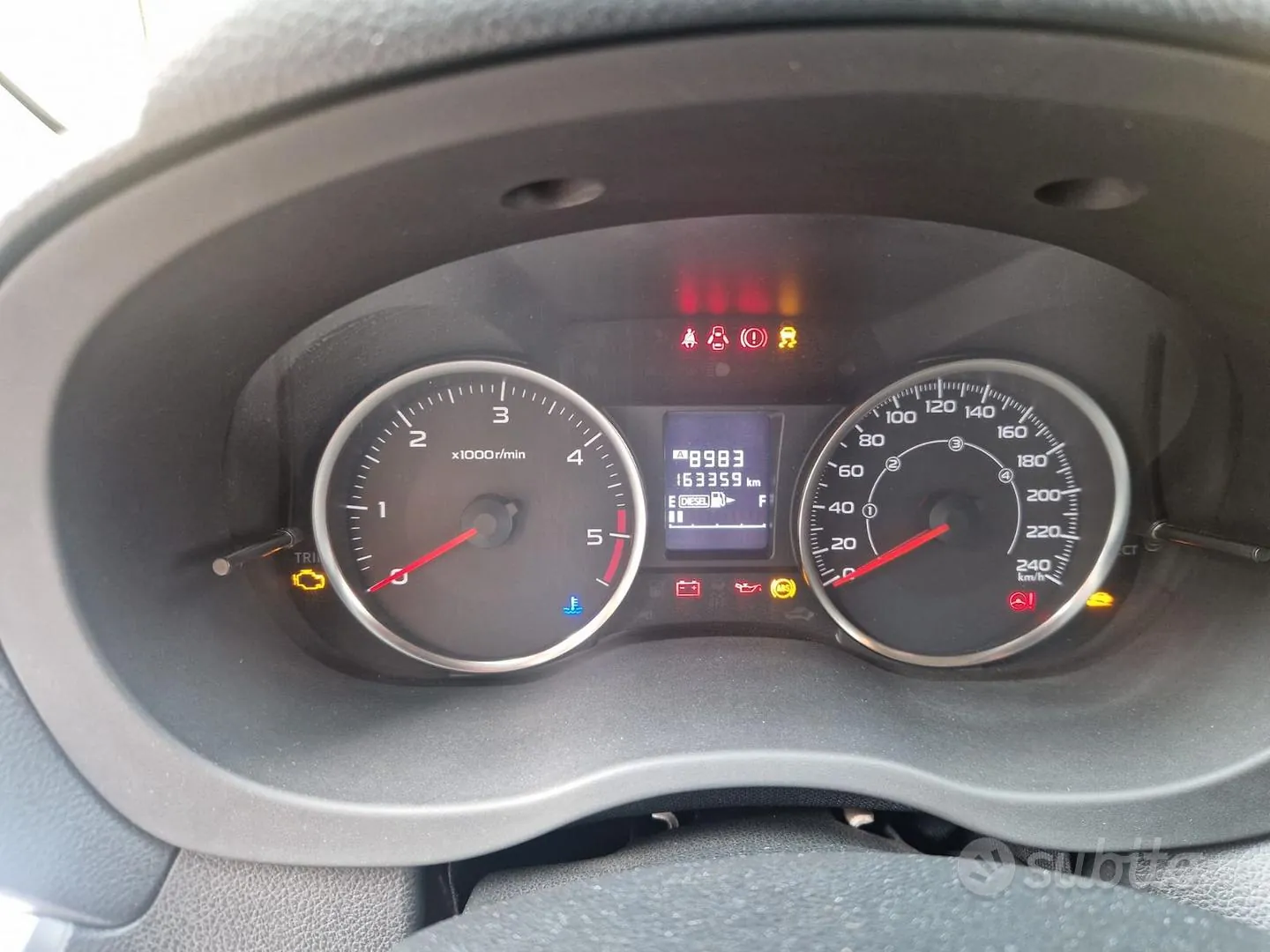 Subaru Xv 2013 photo 5