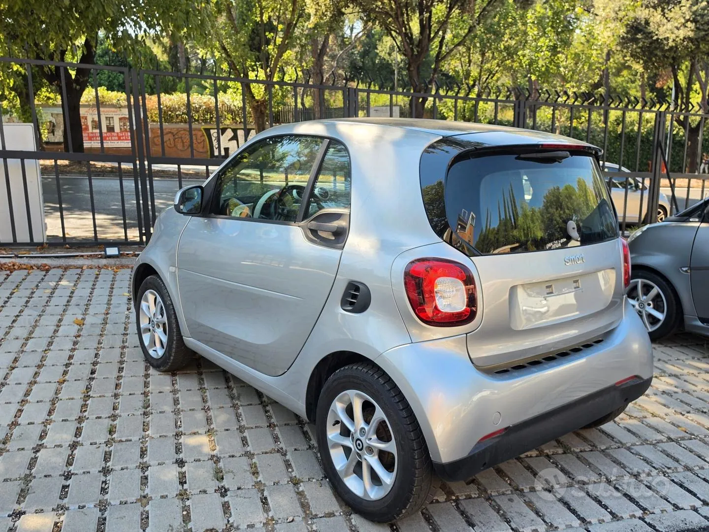 Smart Fortwo 2015 photo 3