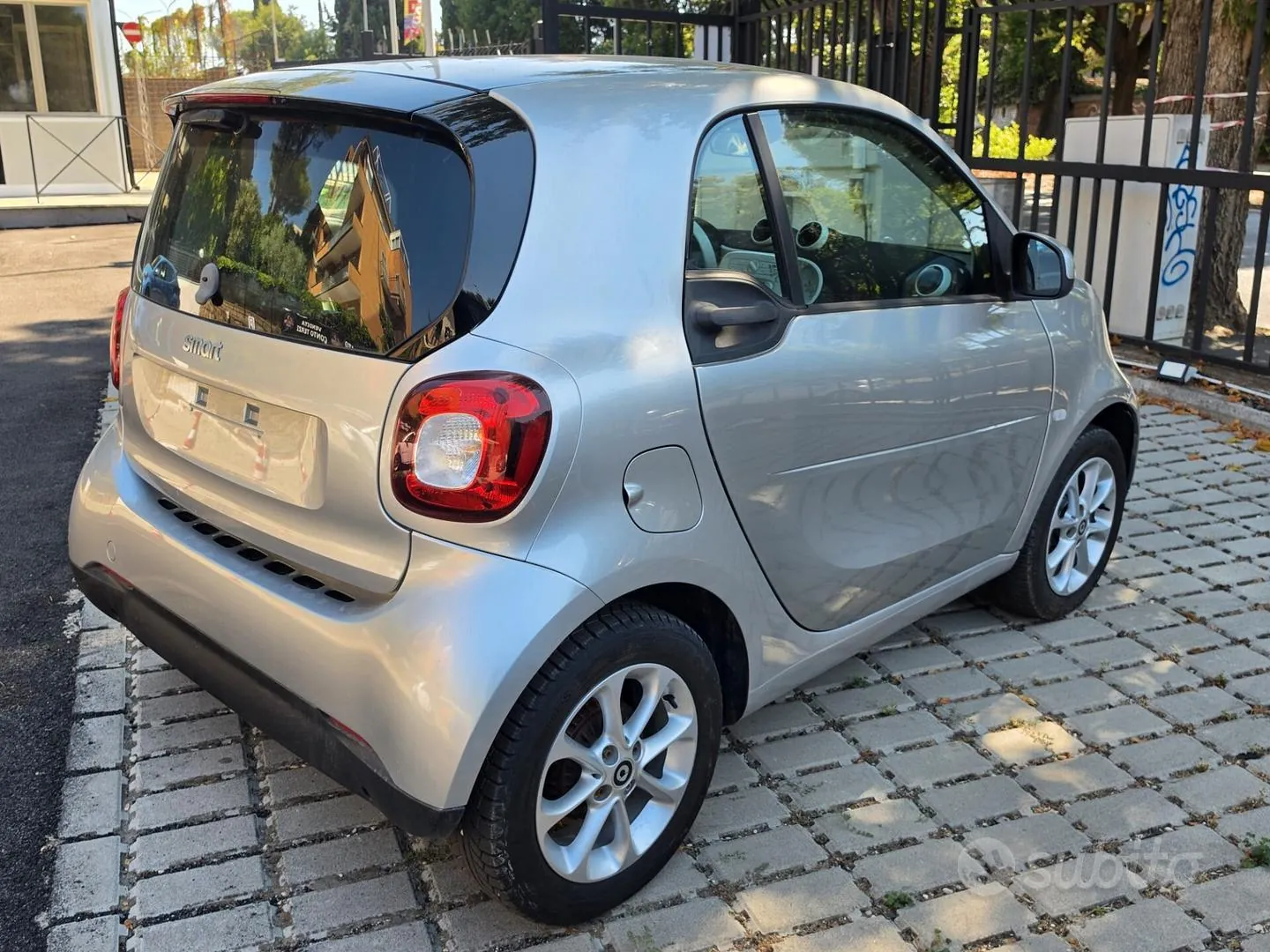 Smart Fortwo 2015 photo 4