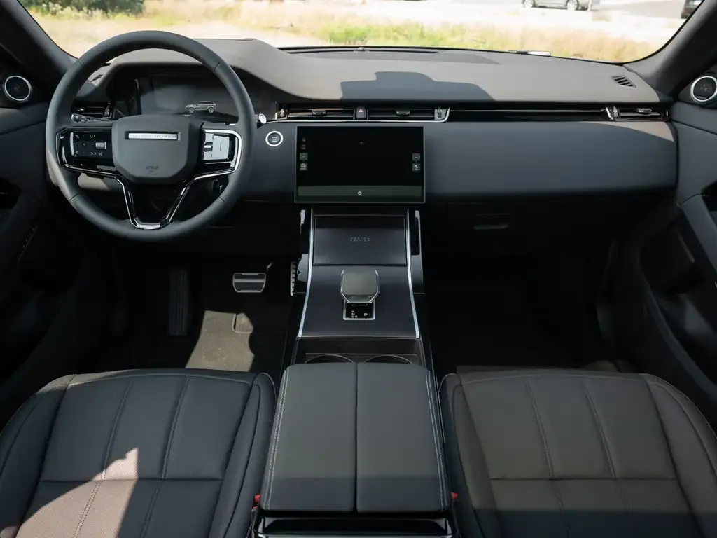 Land Rover Range Rover Evoque 2026 photo 4