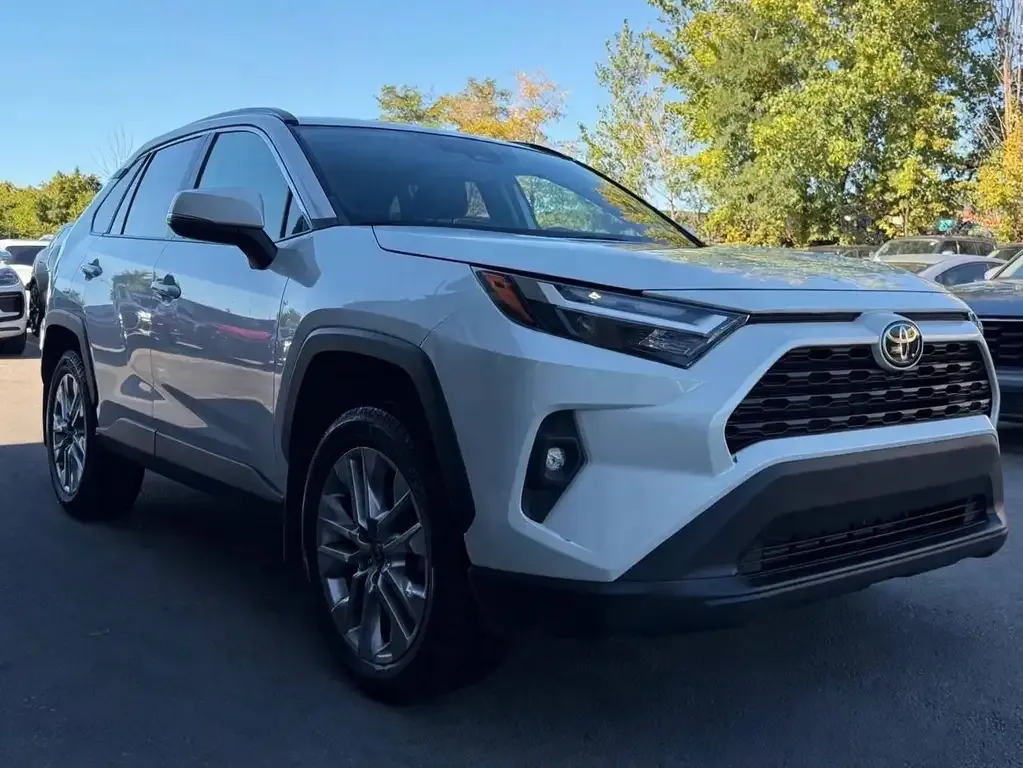 Toyota Rav4 2023 photo 4