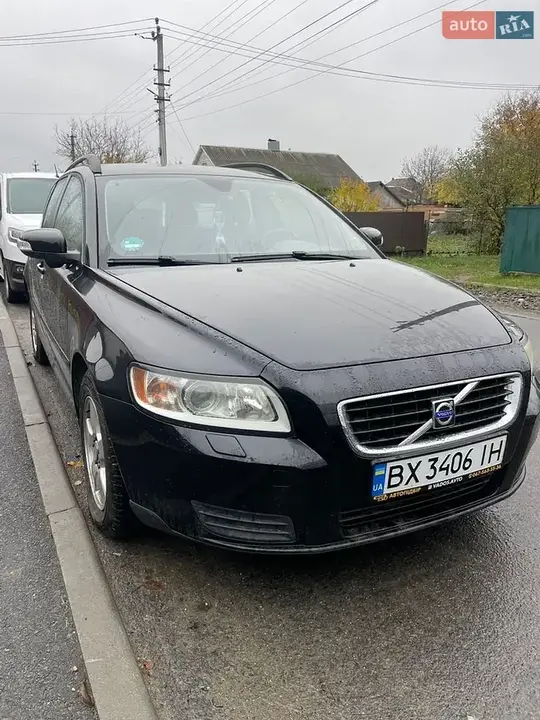 Volvo V50