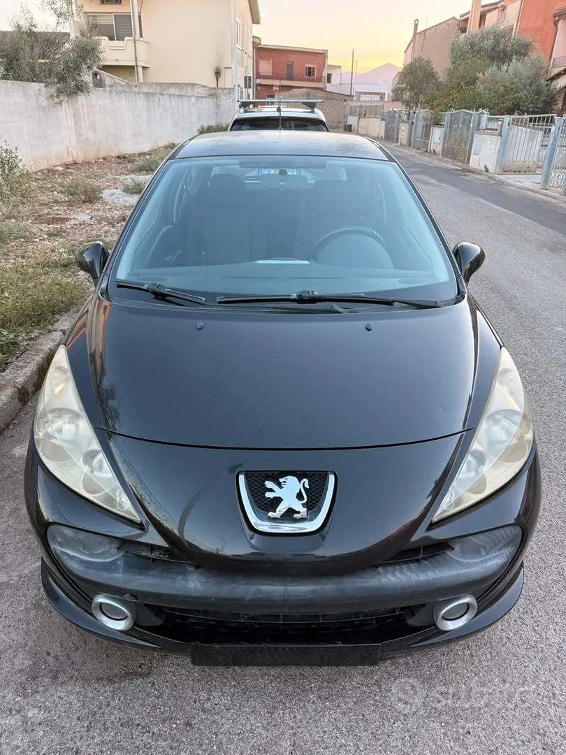 Peugeot 207 2007 photo 2