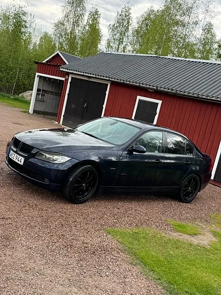 BMW 320I 2006 photo 3