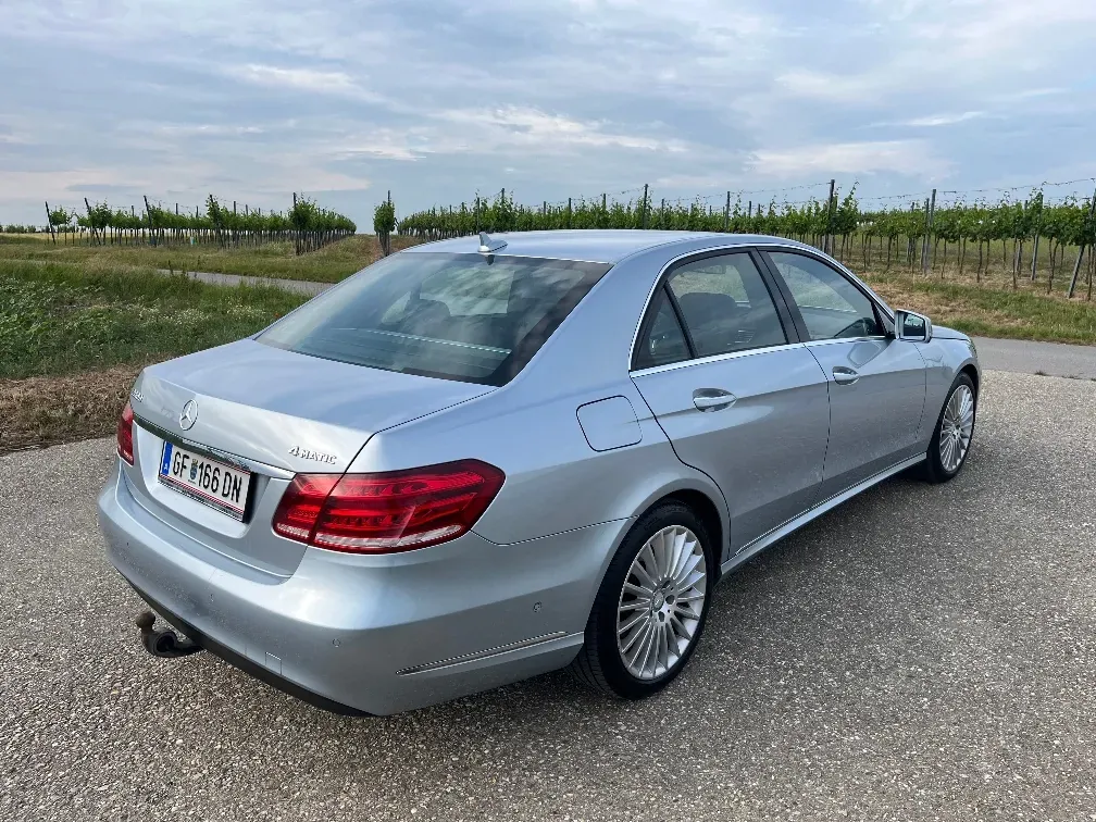 Mercedes-Benz E-Class 2013 photo 3