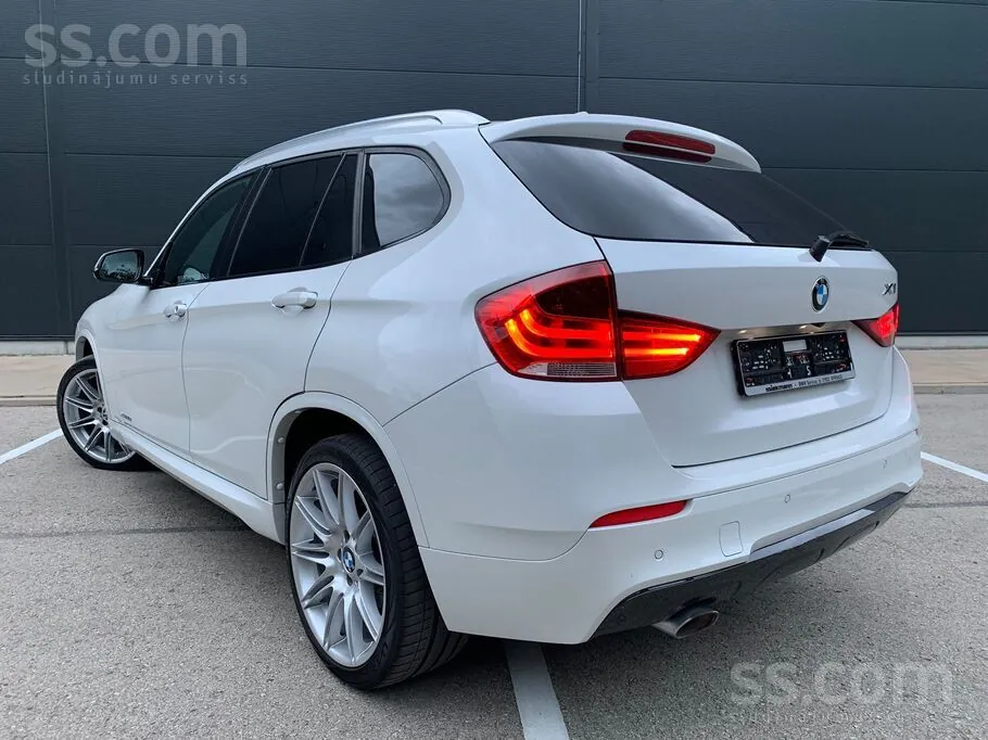BMW X1 2012 photo 4