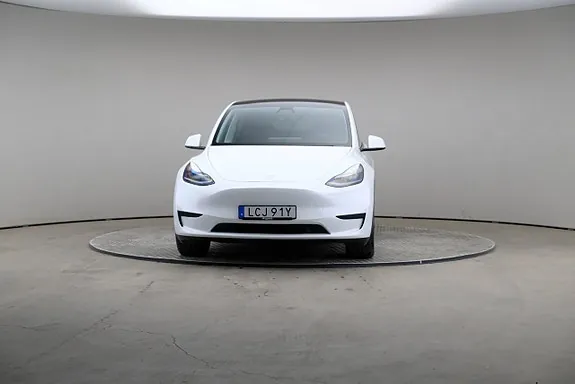 Tesla Model Y 2023 photo 3