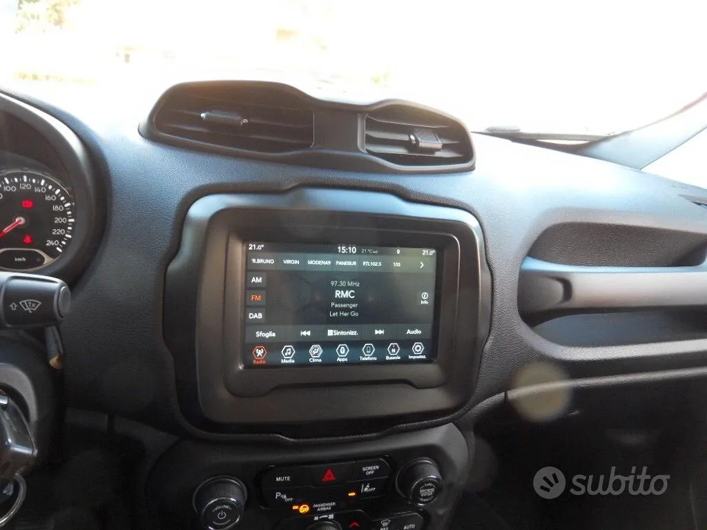 Jeep Renegade 2021 photo 2