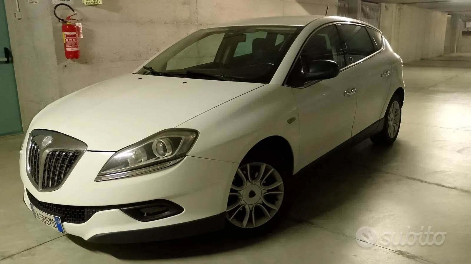 Lancia Delta 2010 photo 3