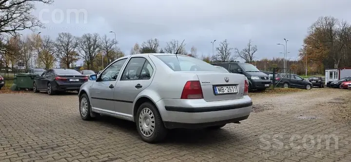 Volkswagen Bora 2001 photo 4